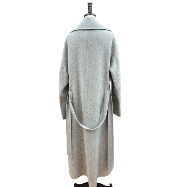 Custom Timeless Light Grey Wide Lapels full length wool coat for Fall/Winter - Image 3