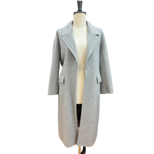 Custom Timeless structured tailored lapels Light Grey wool coat for Fall/Winter