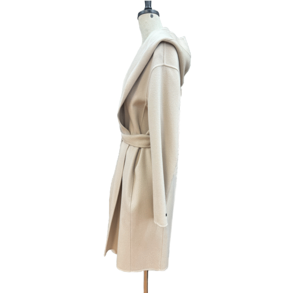 Custom beige hooded belted wide open collar wool coat for Fall/Winter - Image 4