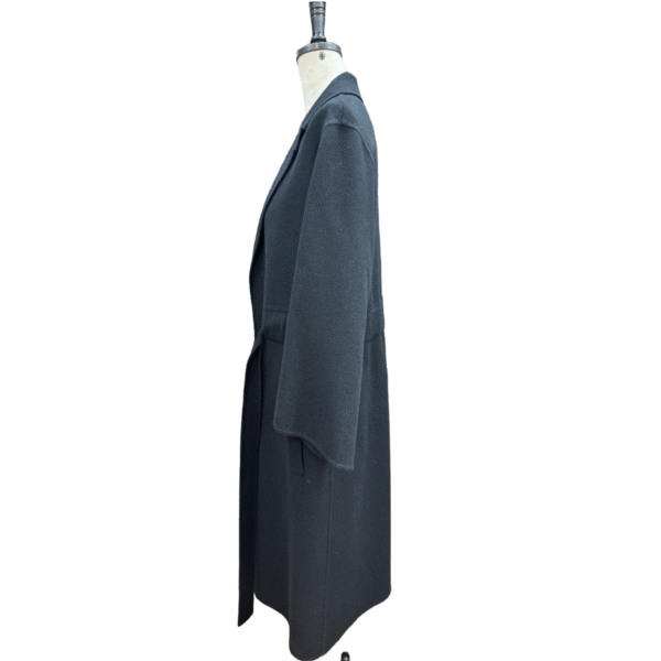 Hot Sale Timeless Floor Length Wool Coat With A Classic Lapel Collar For Fall/Winter - Image 6