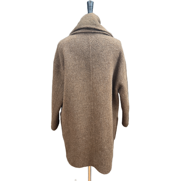 Custom Classic Notched Lapels Double-breasted Cropped Tweed Peacoat With Horn Button Closure For Fall/Winter - Image 3