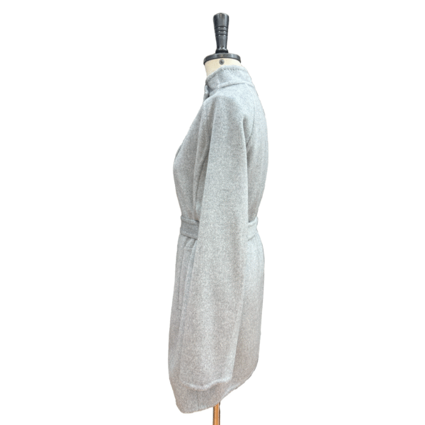 Custom Minimalist Gray High Funnel Neck Asymmetric Button Closure Single-breasted Tweed Cropped Ladies Fitted Coat For Fall/Winter - Image 3
