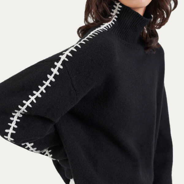 Chunky Knitted Cashmere Wool Blended Turtleneck With Whipstitch Details - Image 3