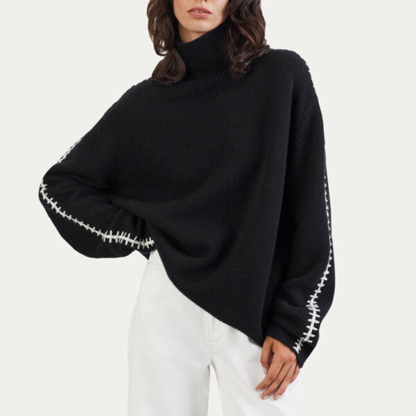 Chunky Knitted Cashmere Wool Blended Turtleneck With Whipstitch Details - Image 4