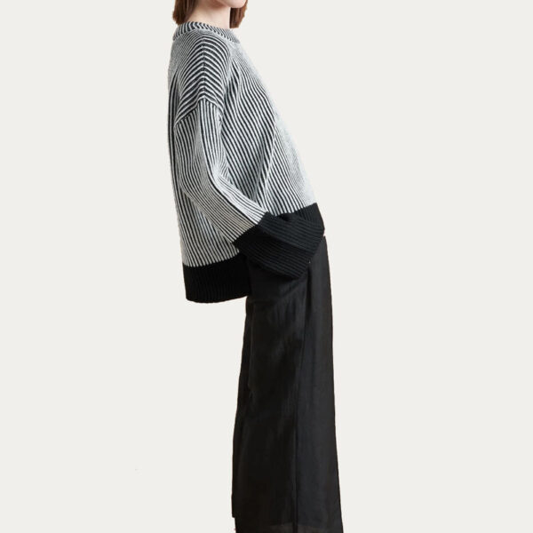 Wide Sleeve O Neck Oversize Cashmere Wool Sweater - Image 4