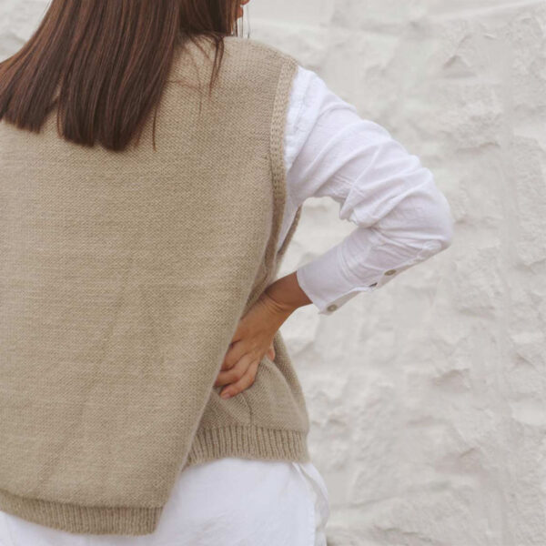 Ladies Reverse Single Jersey Vest With A Front Half Cardigan Stitch Detail - Image 2