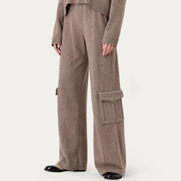 Plus Size Ladies Sweater Cashmere Knit Pockets Trousers and Sweater Two Piece Set - Image 4