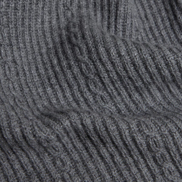 Unique Women’s Cashmere Jersey& Cable knitted Turtle Neck Long Sleeves Jumper Knitwear - Image 2