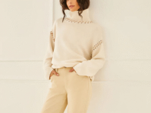 Cashmere Turtle Neck Sweater With Stitching Details
