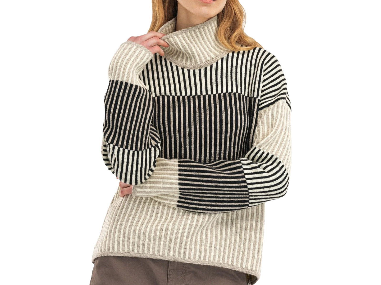 Vertical Striped Turtle Neck Pullover