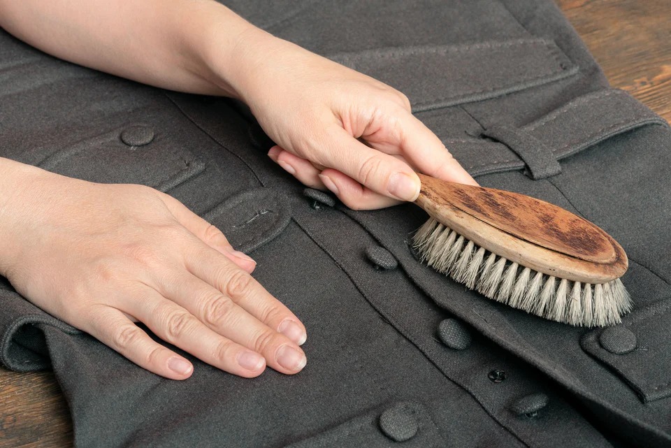 fabric brush